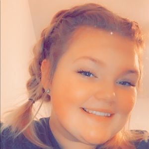 Meet your Posher, Chelsey